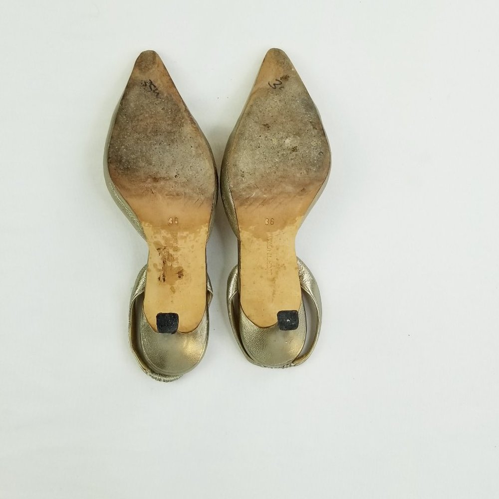 Manolo Blahnik Size 36 (US 6-6.5) Gold Sling Back - Picture 12 of 12